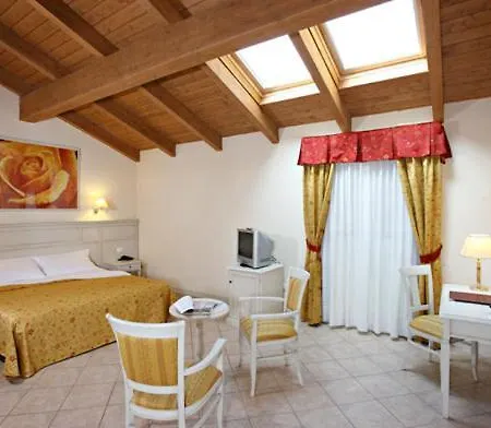 Gabarda Hotel