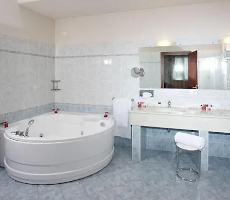 Hotel Gabarda Carpi