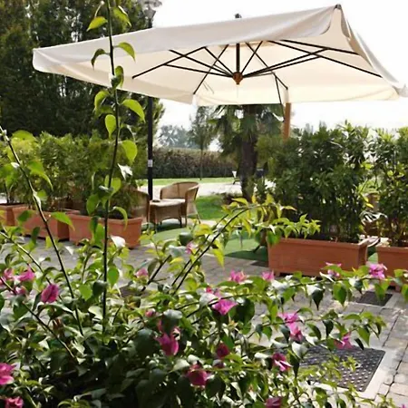 Отель Gabarda 4*