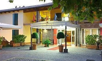Gabarda Hotel