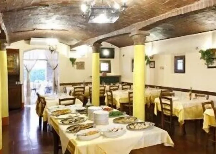 伽巴尔达酒店 4*